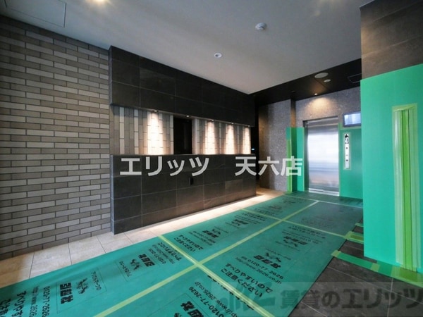 エントランス(エントランス)