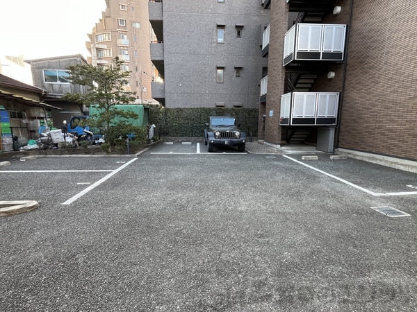 駐車場(駐車場)