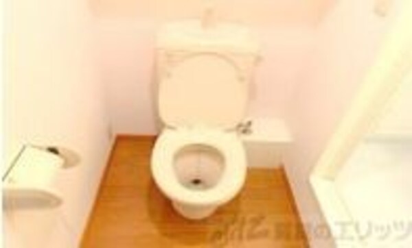 トイレ(トイレ)