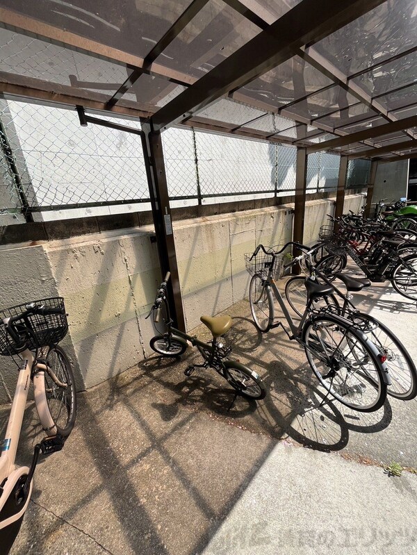 駐車場(駐輪場)