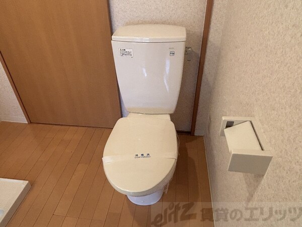 トイレ(トイレ)