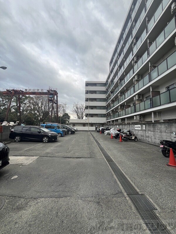駐車場(駐車場)