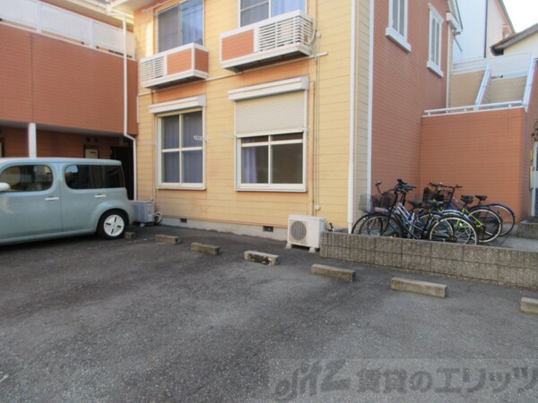 駐車場(駐車場)