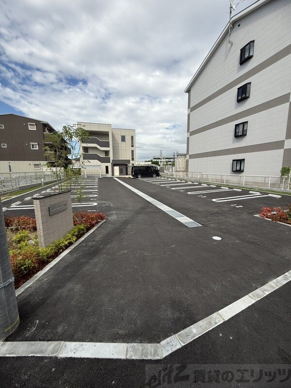 駐車場(駐車場)