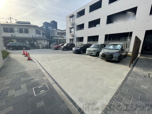 駐車場(駐車場)