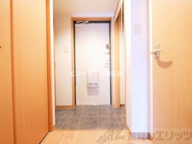 物件内観写真25　(玄関)