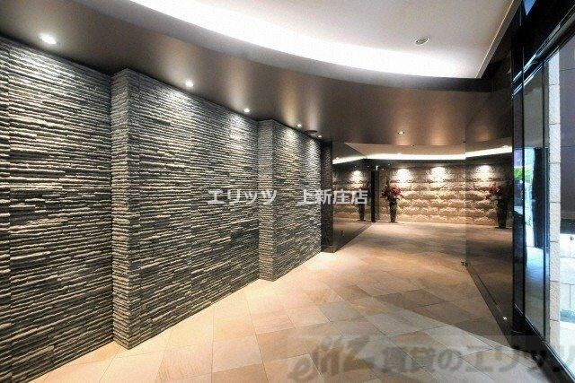 物件内観写真4　(エントランス)