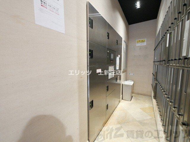 物件内観写真7　(エントランス)