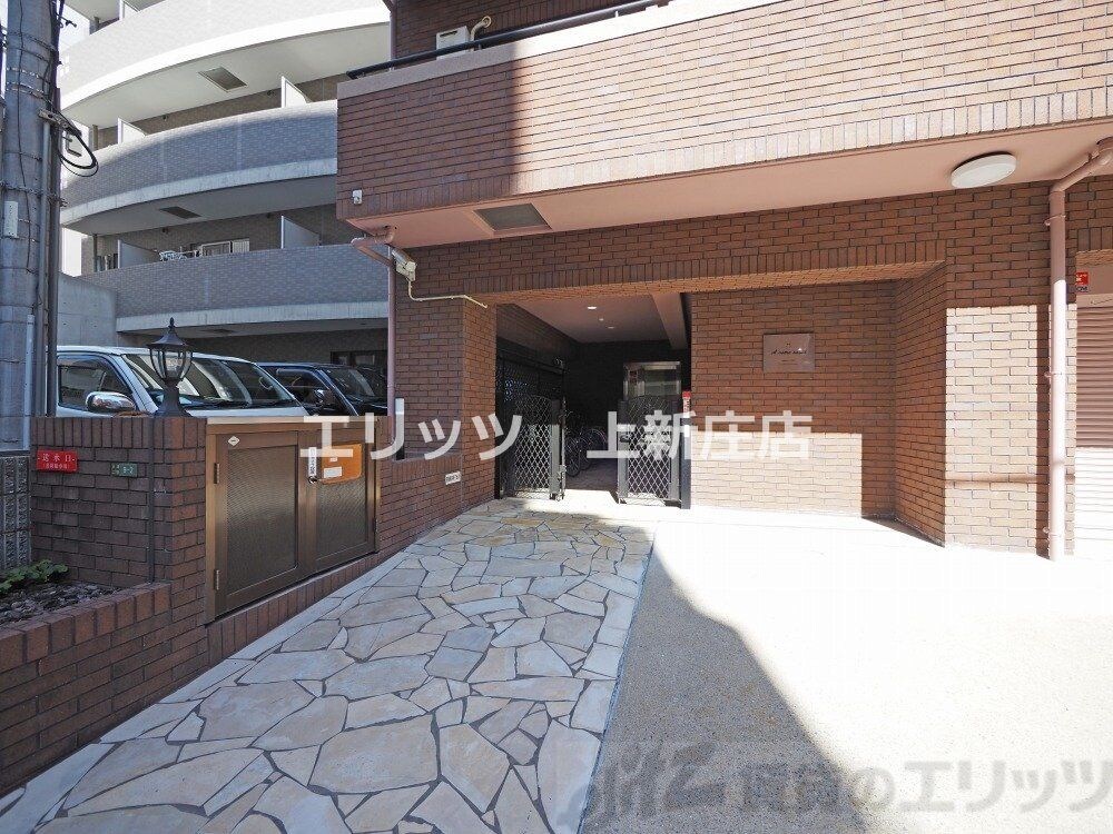 物件内観写真3　(エントランス)