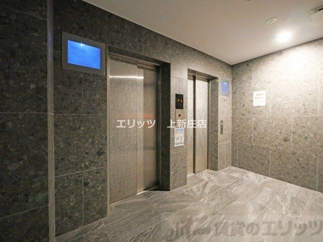 物件内観写真9　(エントランス)