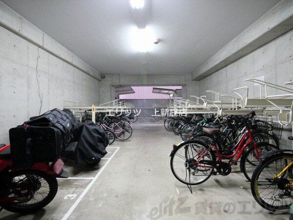 駐車場(駐輪場)