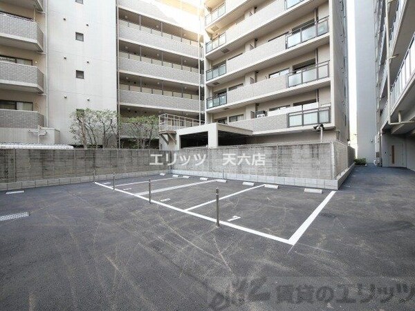 駐車場(駐車場)