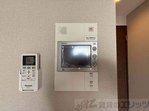 設備(モニター付きインターホン)