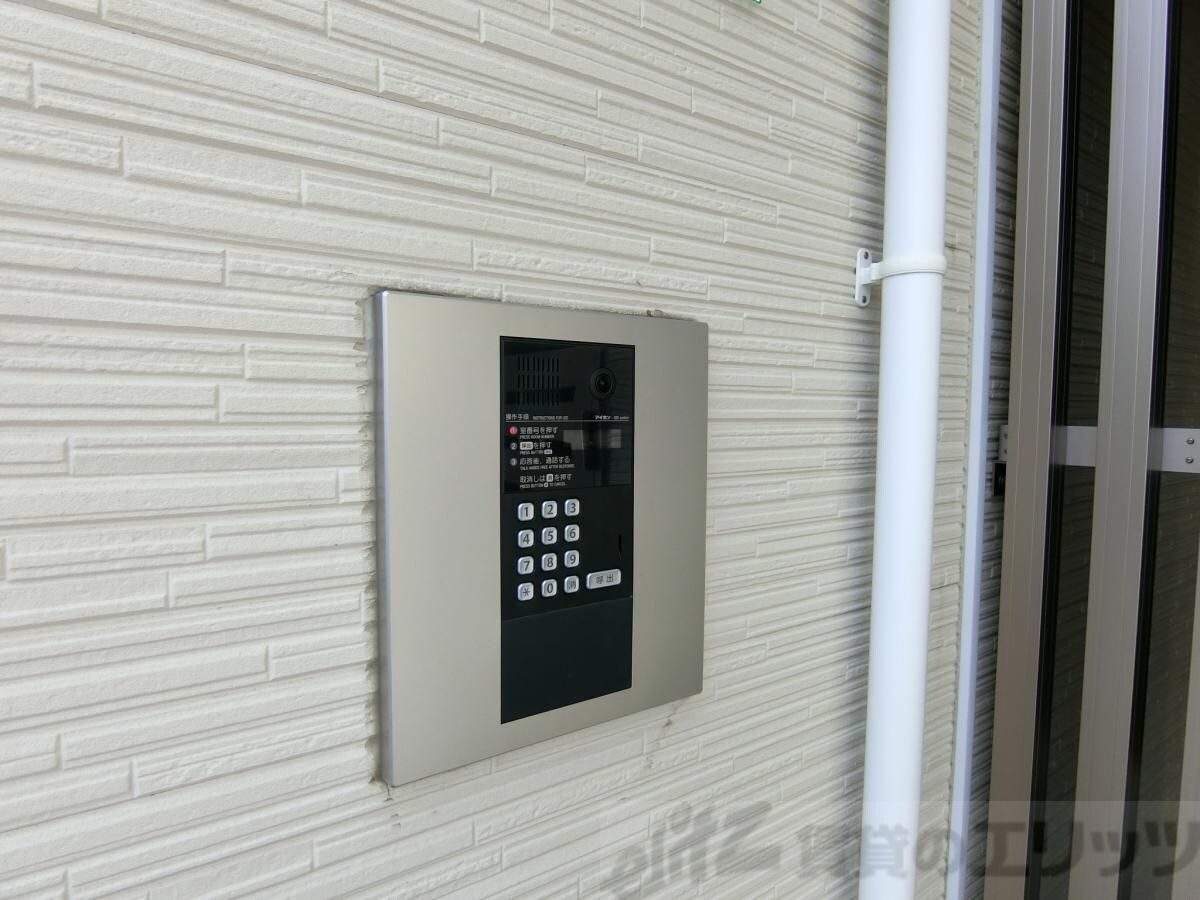 物件内観写真11　(エントランス)