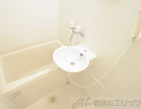 洗面(バス／シャワールーム等)