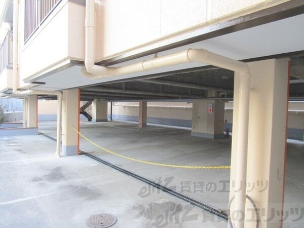 駐車場(駐車場)