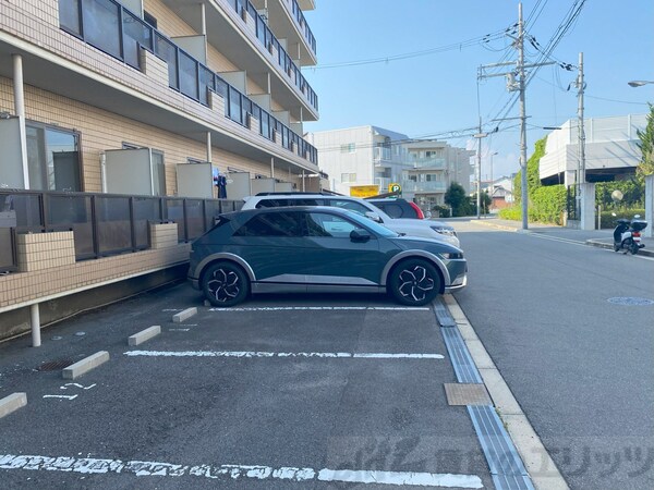 駐車場(駐車場)
