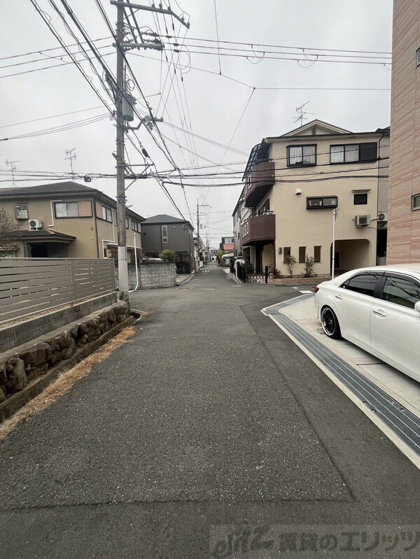 その他(前面道路)