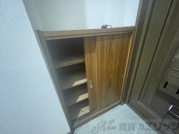 玄関(玄関)