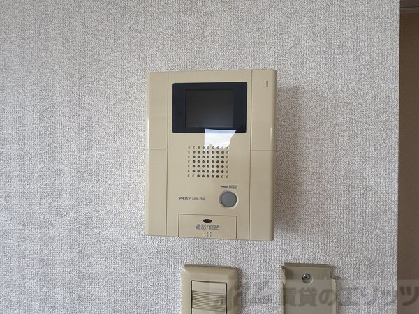 設備(モニター付きインターホン)