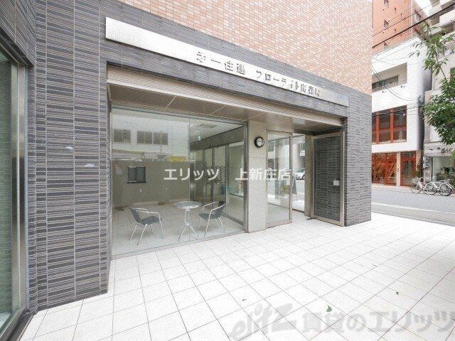 物件内観写真3　(エントランス)