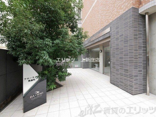 物件内観写真5　(エントランス)