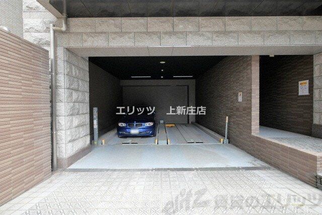 物件内観写真12　(駐車場)