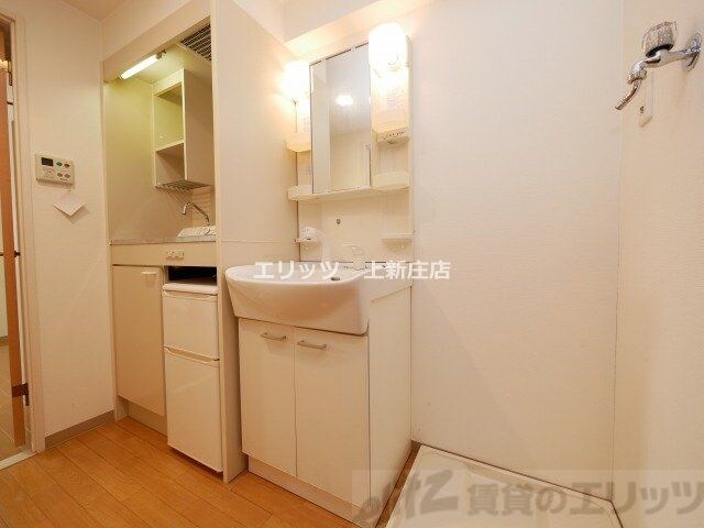 物件内観写真29　(洗面)