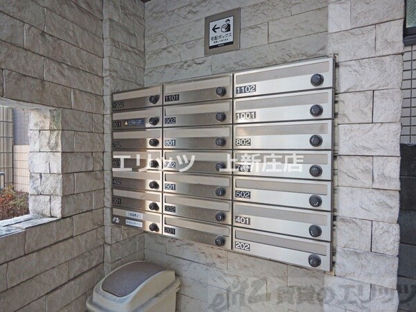 エントランス(メールボックス)