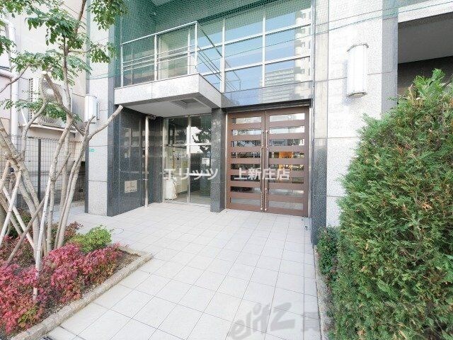 物件内観写真6　(エントランス)