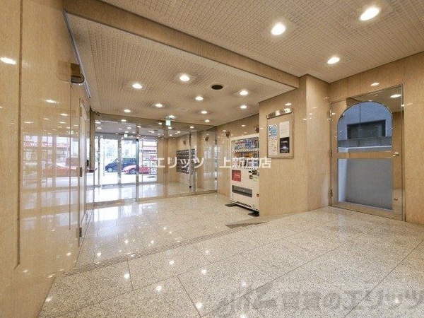 エントランス(エントランス)