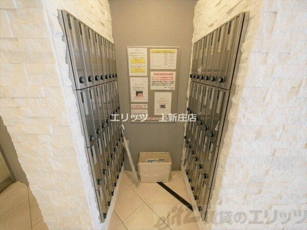 エントランス(メールボックス)