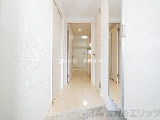 物件内観写真22　(玄関)