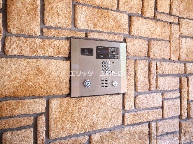 物件内観写真18　(下駄箱)