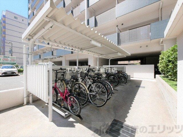 物件内観写真9　(駐車場)