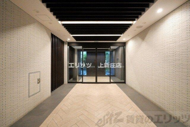 物件内観写真4　(エントランス)