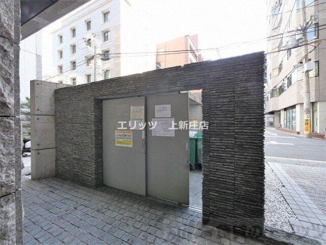 物件内観写真11　(エントランス)