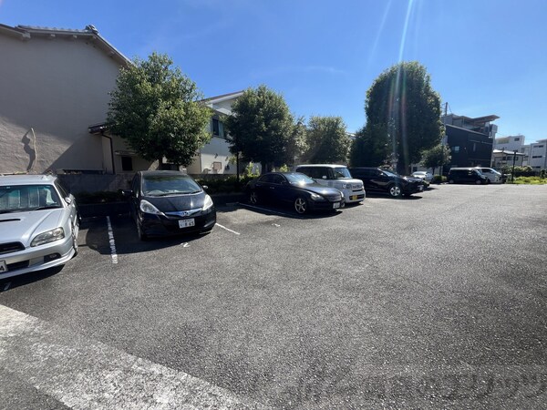 駐車場(駐車場)