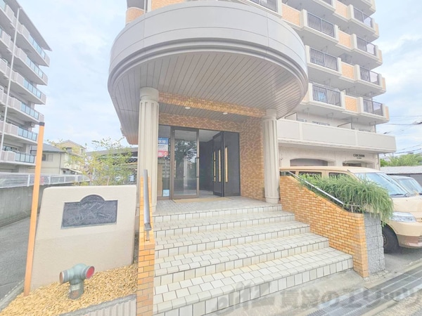 エントランス(エントランス)