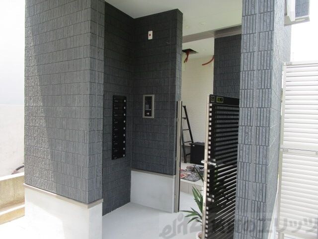 物件内観写真14　(エントランス)