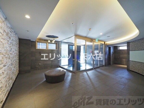 エントランス(エントランス)