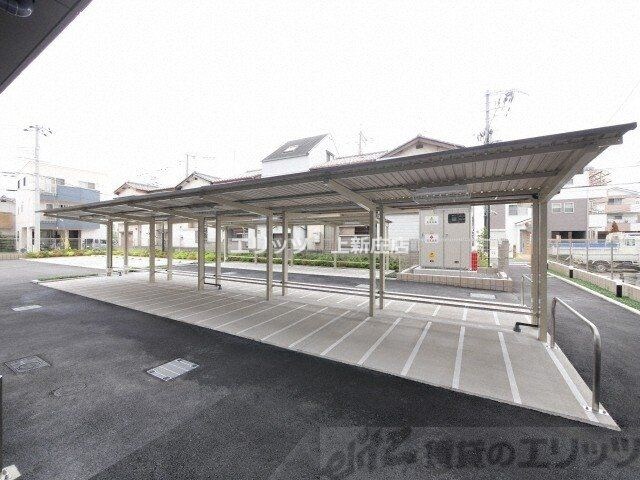 物件内観写真14　(駐車場)