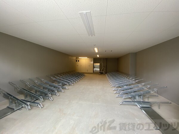 駐車場(駐車場)