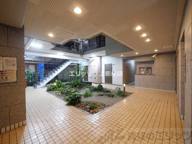 物件内観写真6　(エントランス)