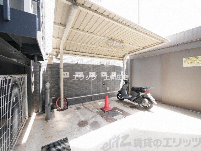 物件内観写真11　(駐車場)