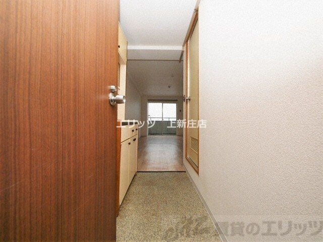 物件内観写真17　(玄関)