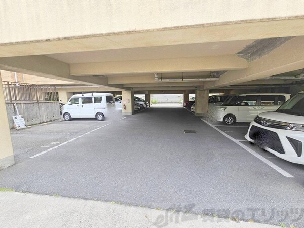 駐車場(駐車場)