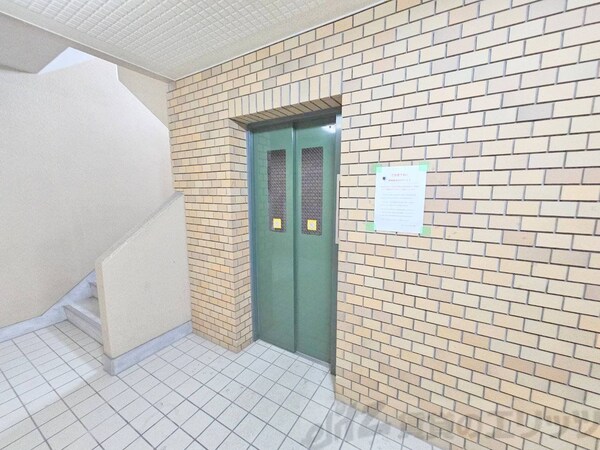 設備(エントランス)