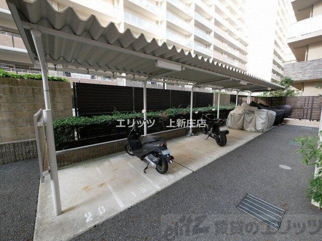 物件内観写真7　(駐車場)