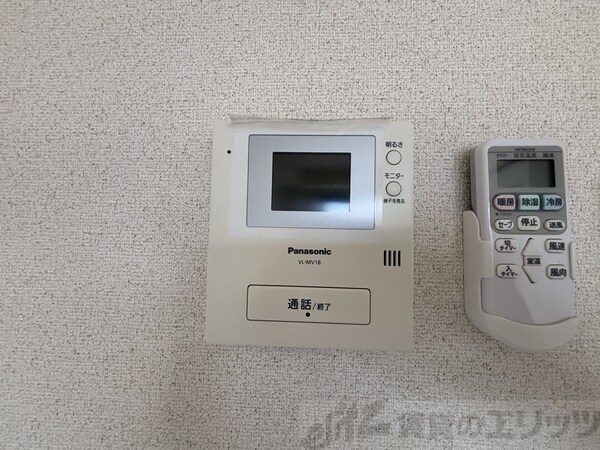 設備(モニター付きインターホン)